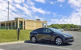 Mainstay Suites North - Central York